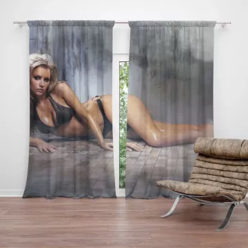 Závěsy Sexy žena: 2 ks - 140x250 cm - Sablio