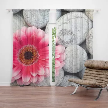 Závěsy Gerbera na kamenech: 2 ks - 140x250 cm - Sablio